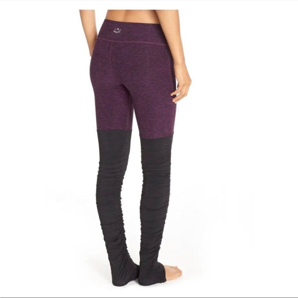 Beyond yoga leggings womens heathered purple dark grey leg warmers leggings xs